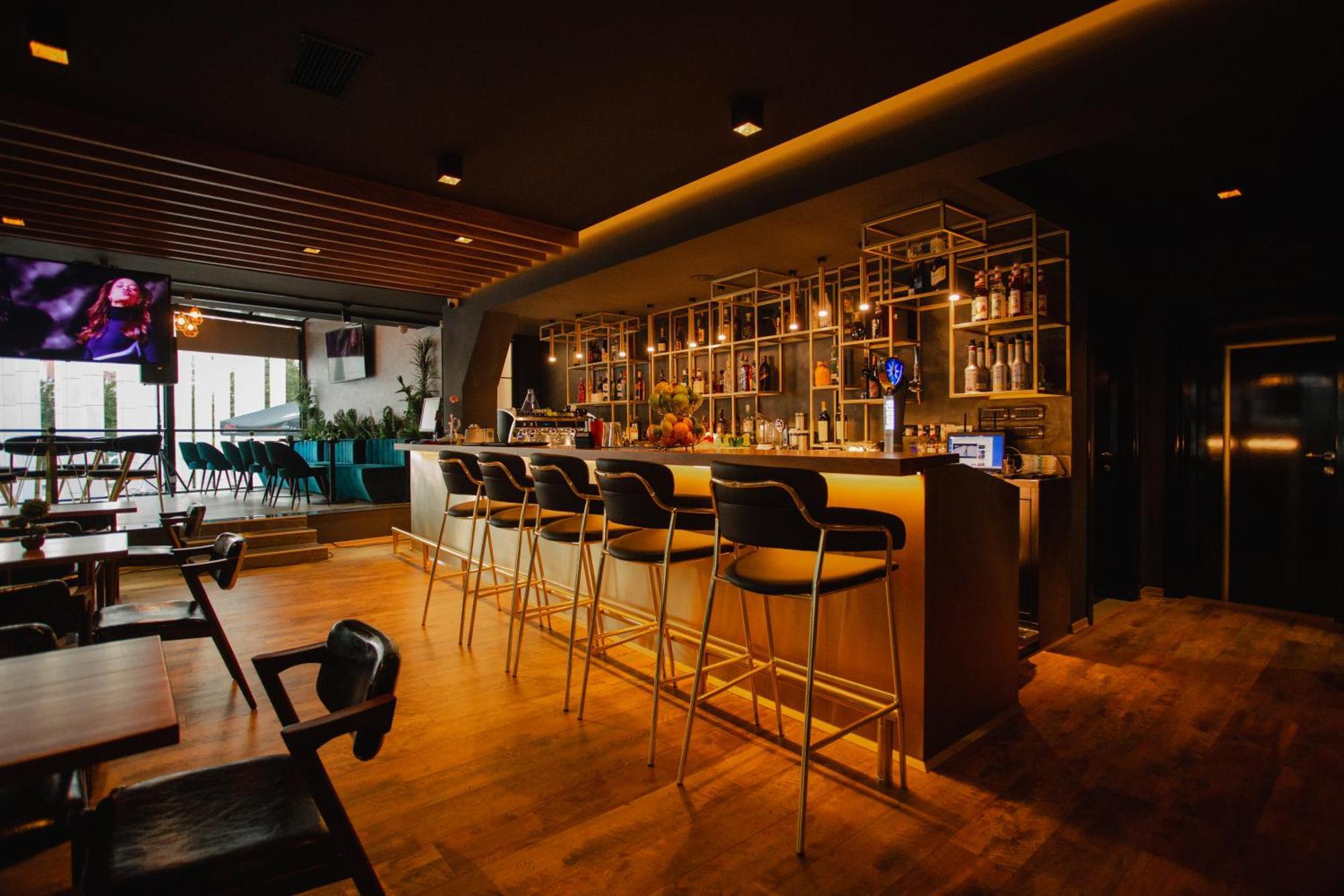שקודר Oro Inn Hotel מראה חיצוני תמונה