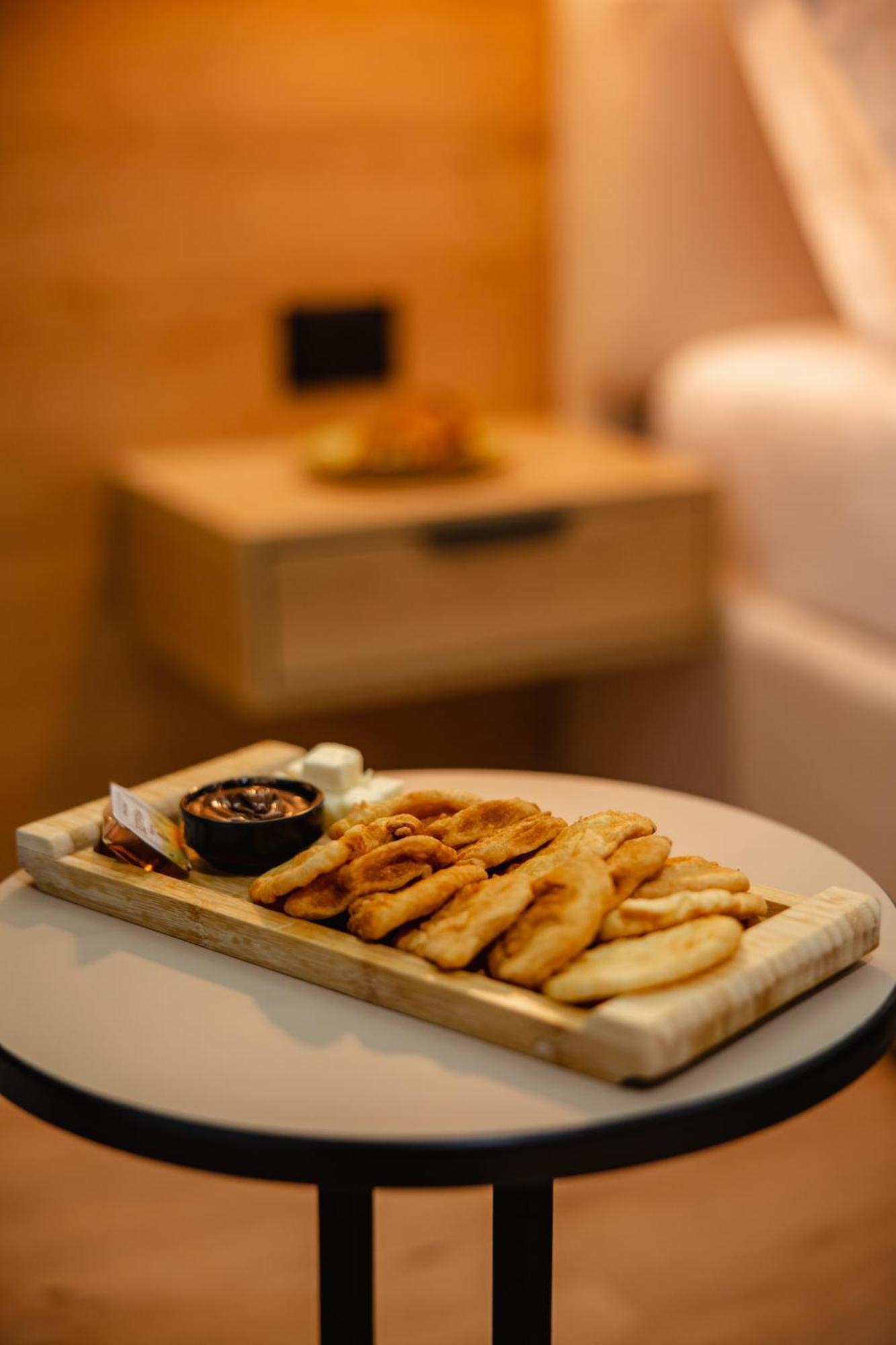 שקודר Oro Inn Hotel מראה חיצוני תמונה