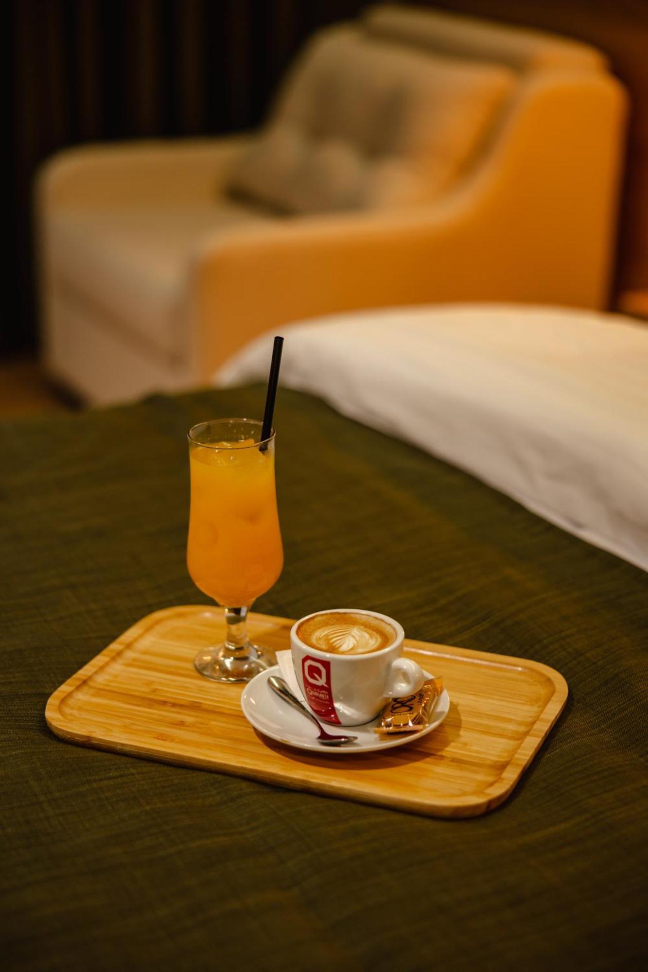 שקודר Oro Inn Hotel מראה חיצוני תמונה