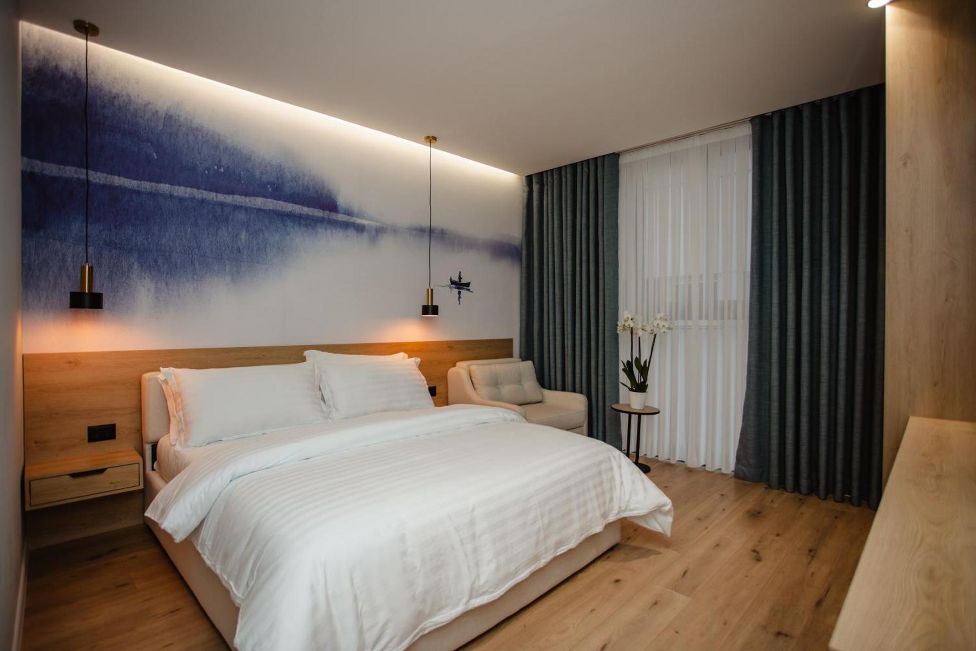 שקודר Oro Inn Hotel מראה חיצוני תמונה