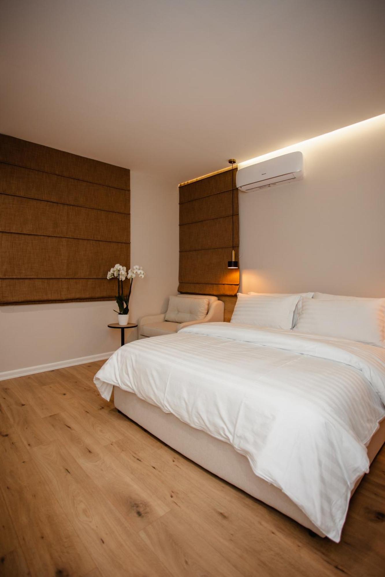 שקודר Oro Inn Hotel מראה חיצוני תמונה