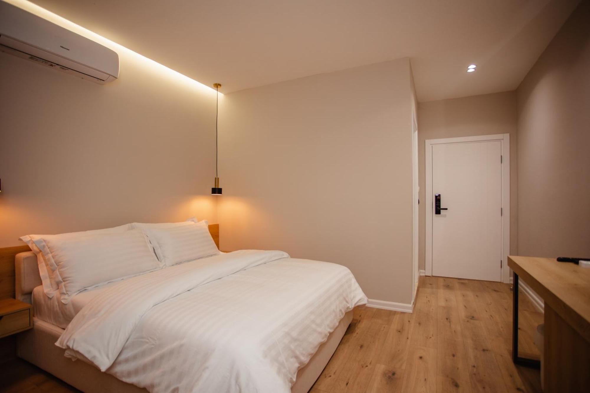 שקודר Oro Inn Hotel מראה חיצוני תמונה