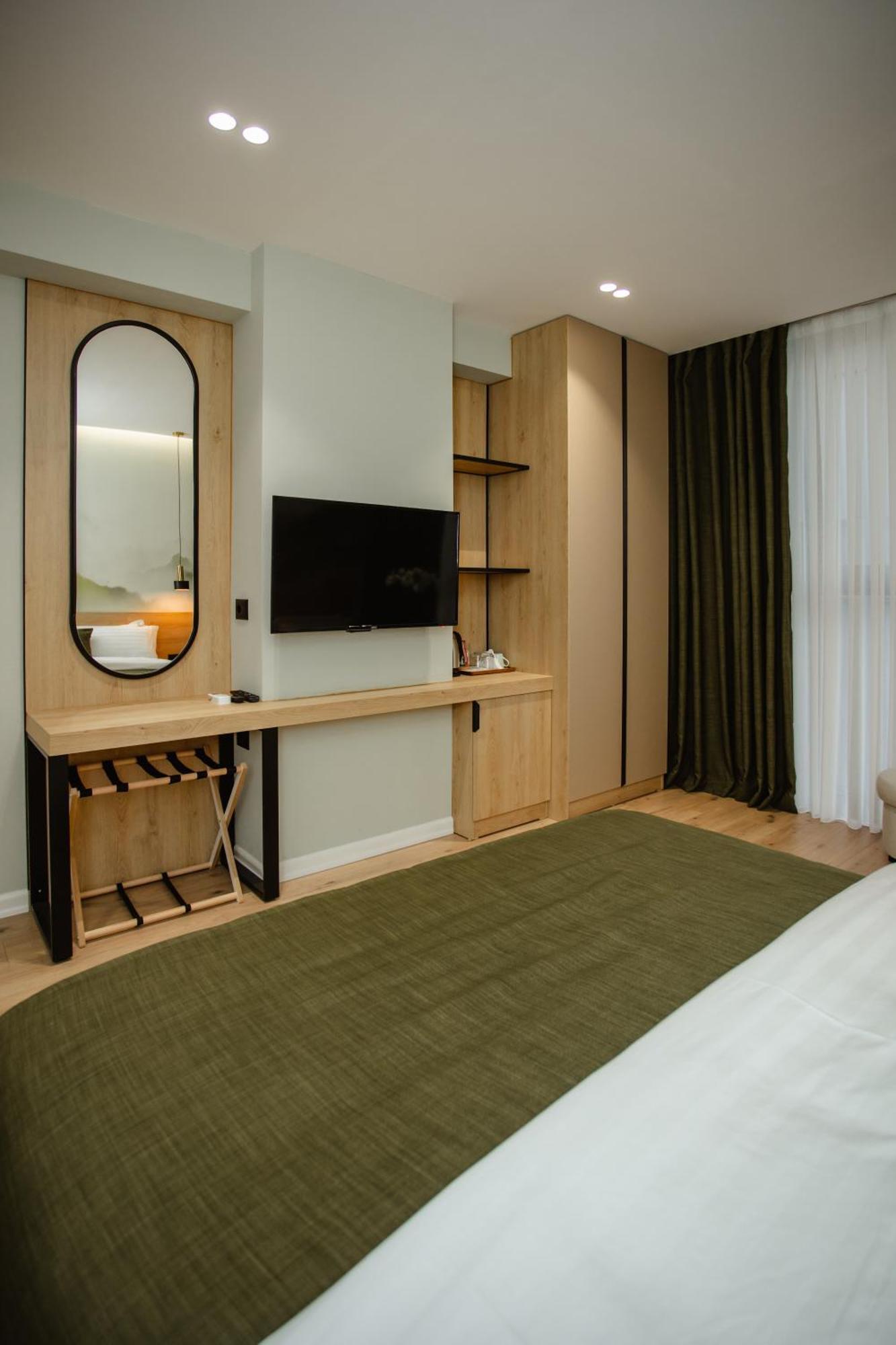 שקודר Oro Inn Hotel מראה חיצוני תמונה